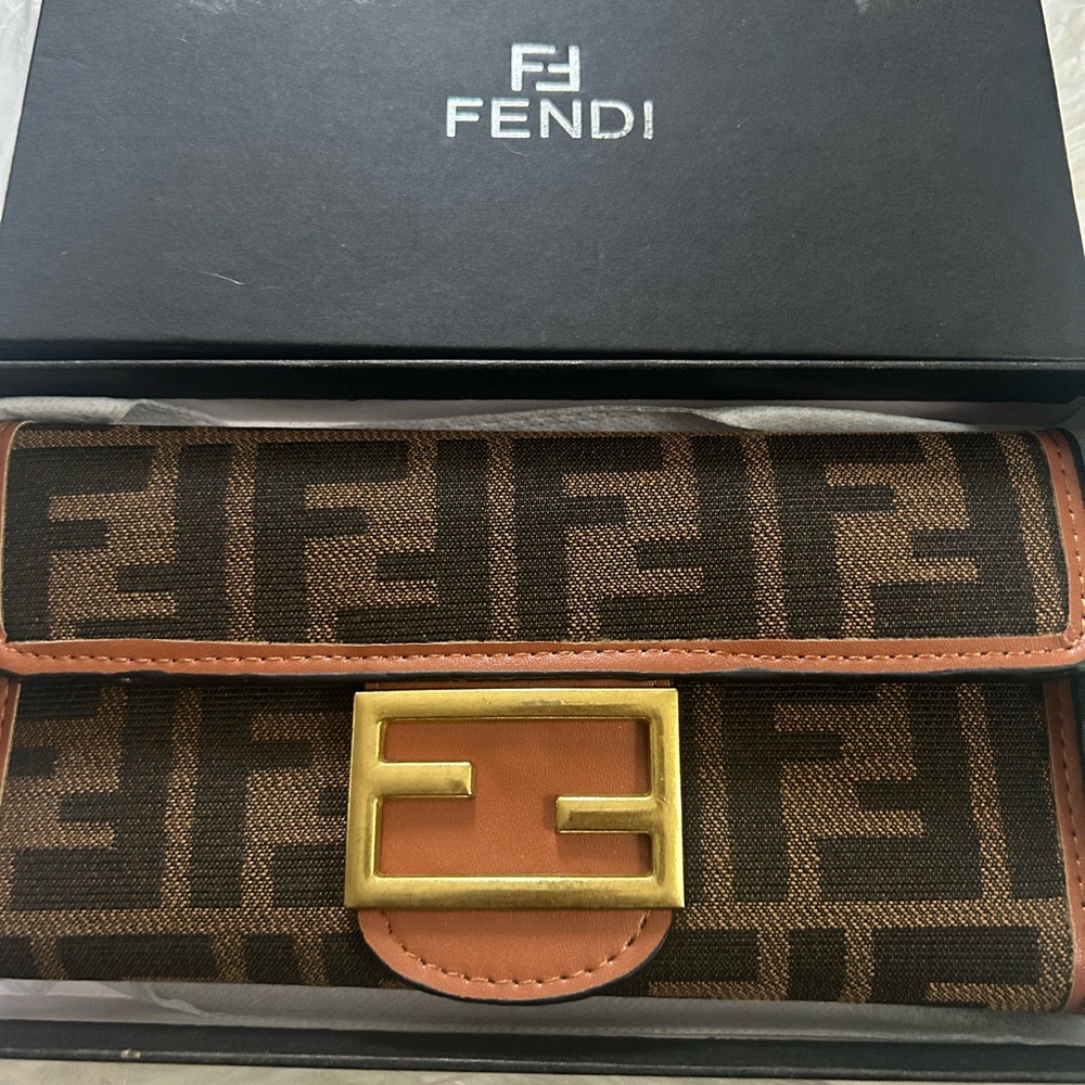 Brown Zucca Continental Fashion Wallet with Gold-Tone FF Logo